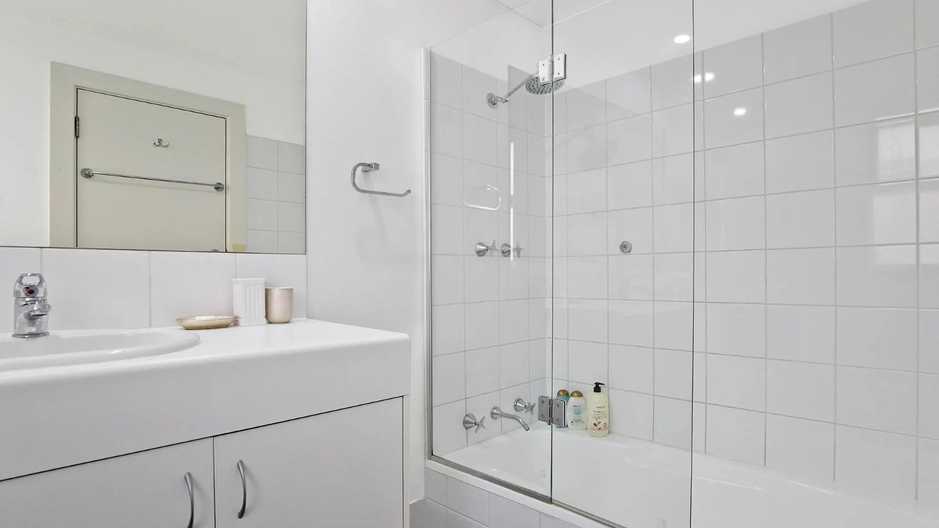 Apartment Glenelg Oasis Studios Adelaide Australia